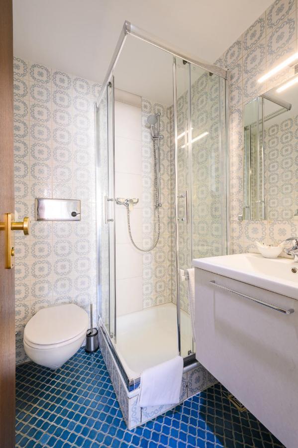 Hotel Kaspar Garni ジークブルク エクステリア 写真