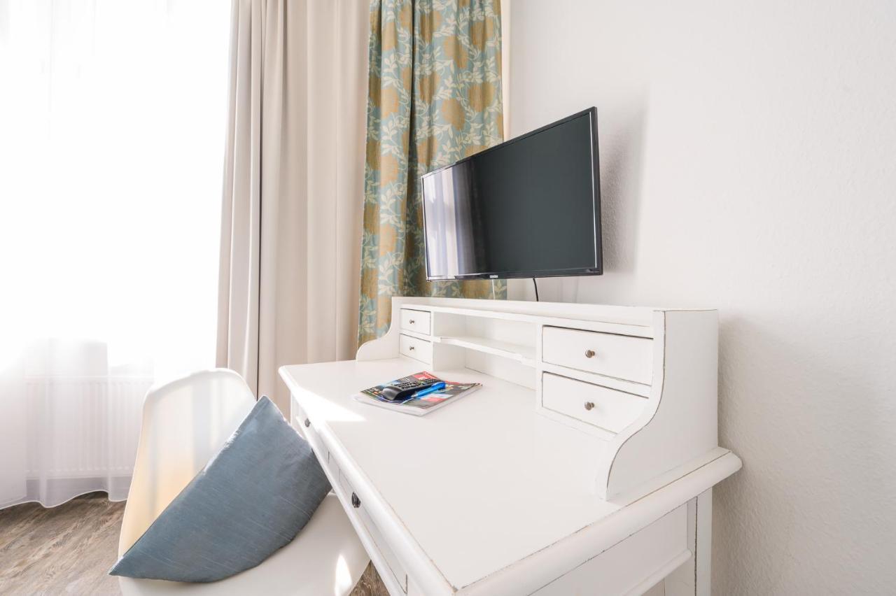 Hotel Kaspar Garni ジークブルク エクステリア 写真