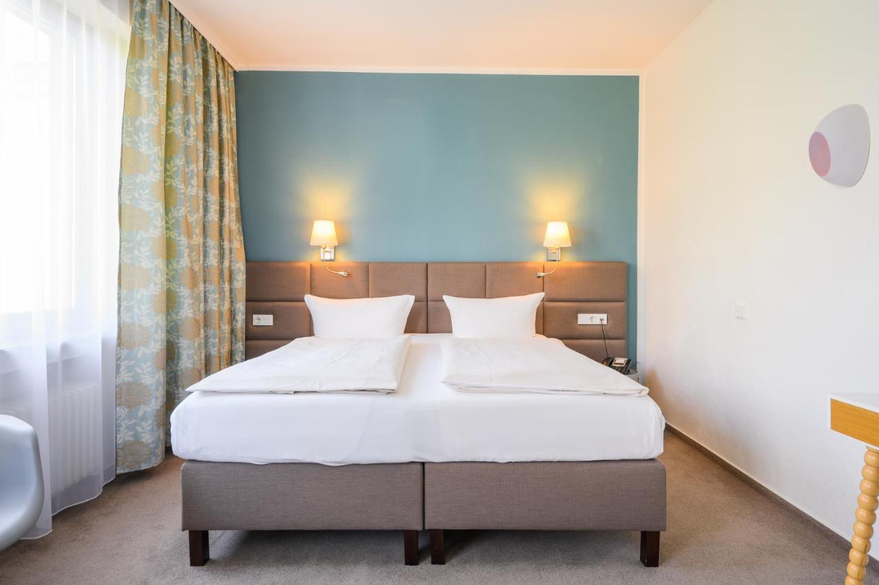 Hotel Kaspar Garni ジークブルク エクステリア 写真